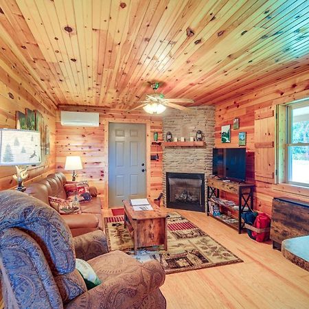 Blue Ridge Mountain Cabin With Views And Hot Tub Sparta Esterno foto