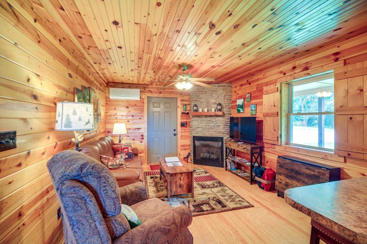 Blue Ridge Mountain Cabin With Views And Hot Tub Sparta Esterno foto