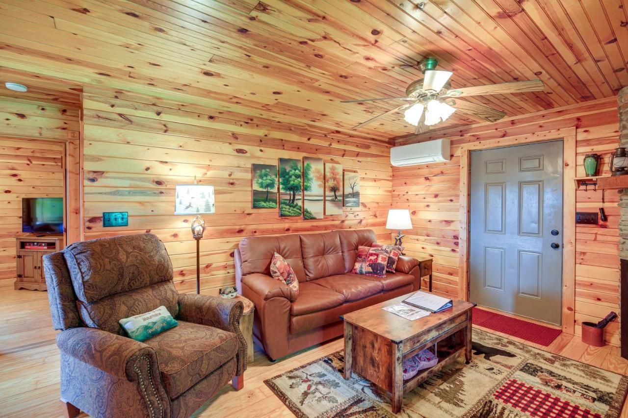Blue Ridge Mountain Cabin With Views And Hot Tub Sparta Esterno foto