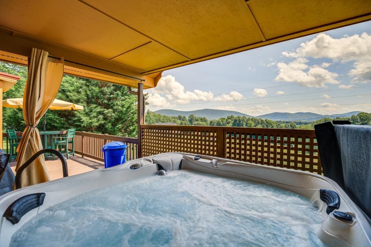 Blue Ridge Mountain Cabin With Views And Hot Tub Villa Sparta Esterno foto